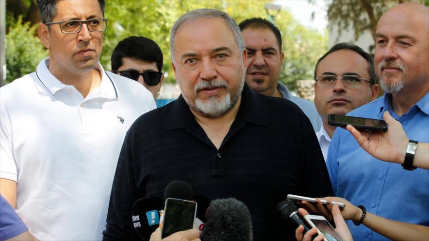 El ministro israelí de asuntos militares, Avigdor Lieberman, en los altos del Golán ocupados, 11 de mayo de 2018.