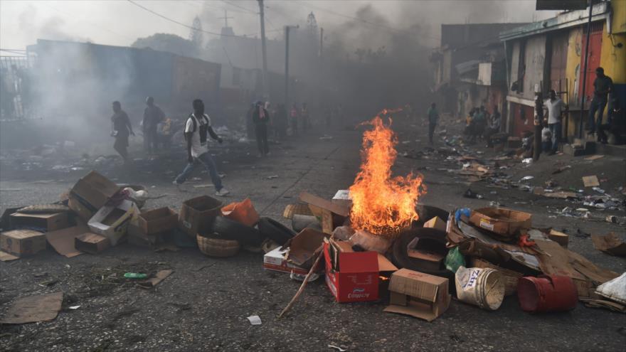 Protestas por alza de combustibles dejan 3 muertos en Haití