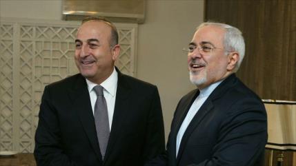 Irán y Turquía apuestan por reforzar la cooperación bilateral
