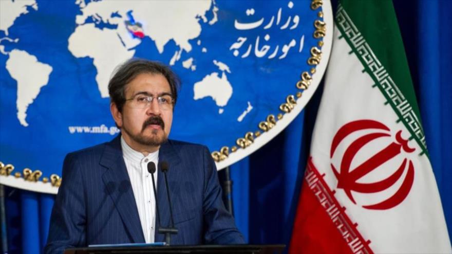 El portavoz de la Cancillería iraní, Bahram Qasemi, ofrece una rueda de prensa en Teherán, capital de Irán.