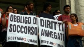 Italianos protestan en Roma contra las políticas antimigratorias