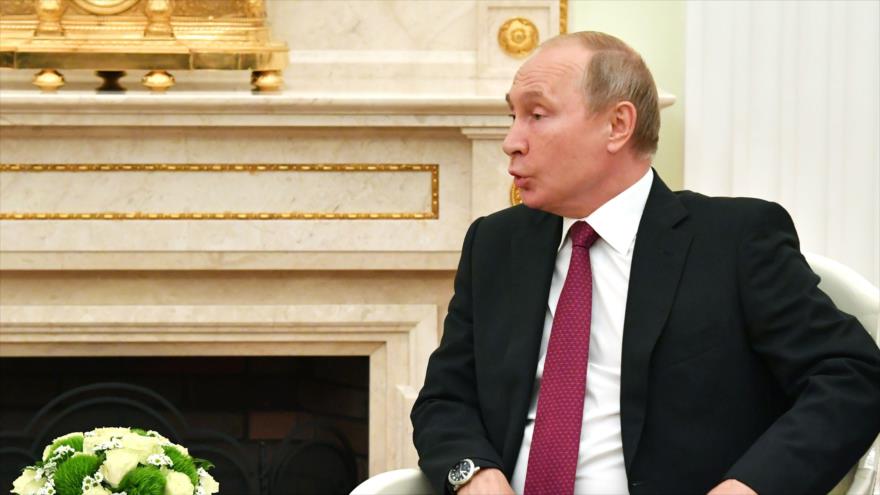 Vladimir Putin recibió a un excanciller iraní prófugo por el atentado — AMIA