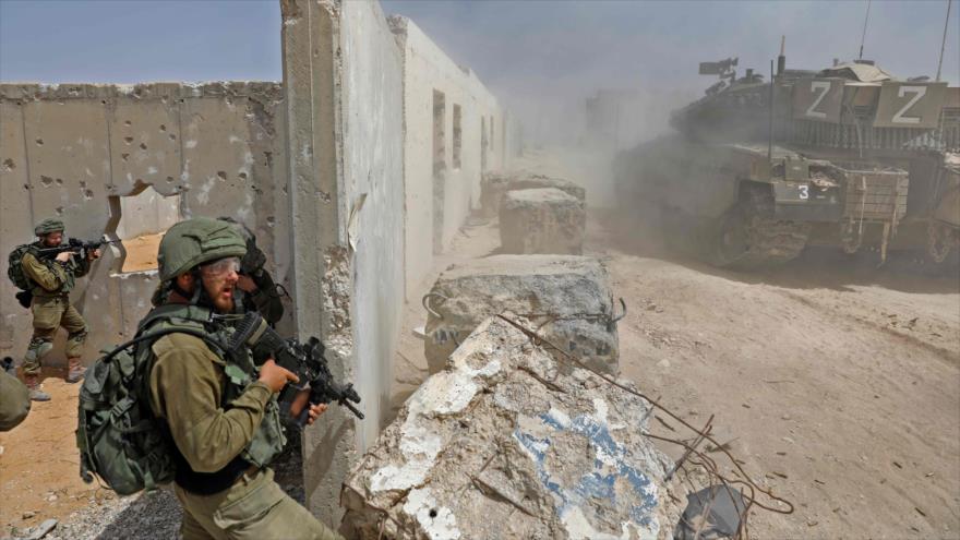 Las fuerzas de guerra del régimen israelí durante un ejercicio militar en los territorios ocupados, 3 de julio de 2018.