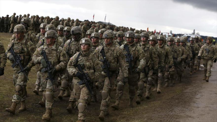 Soldados estadounidenses durante una maniobra cerca de Orzysz, Polonia, 13 de abril de 2017. 