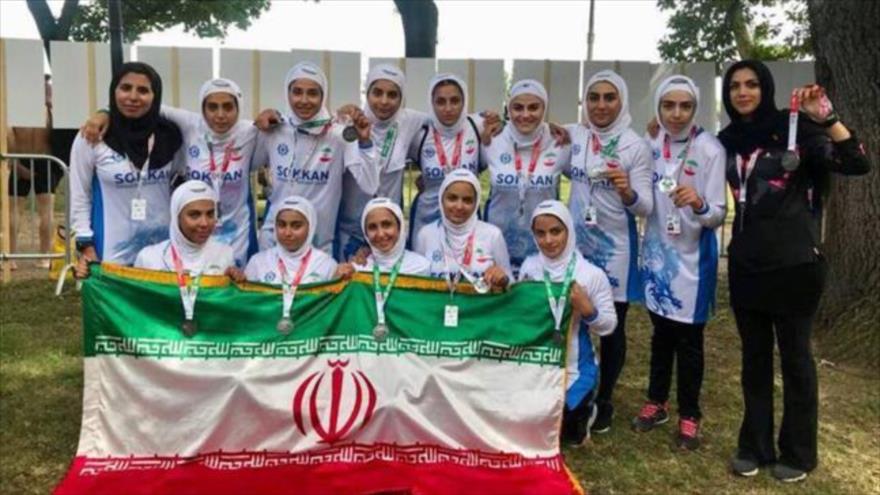 Mujeres remeras iraníes ganan 3 medallas en el Campeonato IDBF | HISPANTV