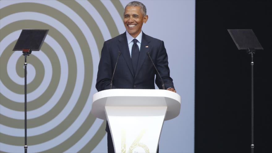 El expresidente de EE.UU. Barack Obama da un discurso en Johannesburgo (Sudáfrica), 17 de julio de 2018.