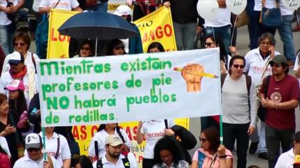 Maestros paran actividades por 24 horas en Colombia