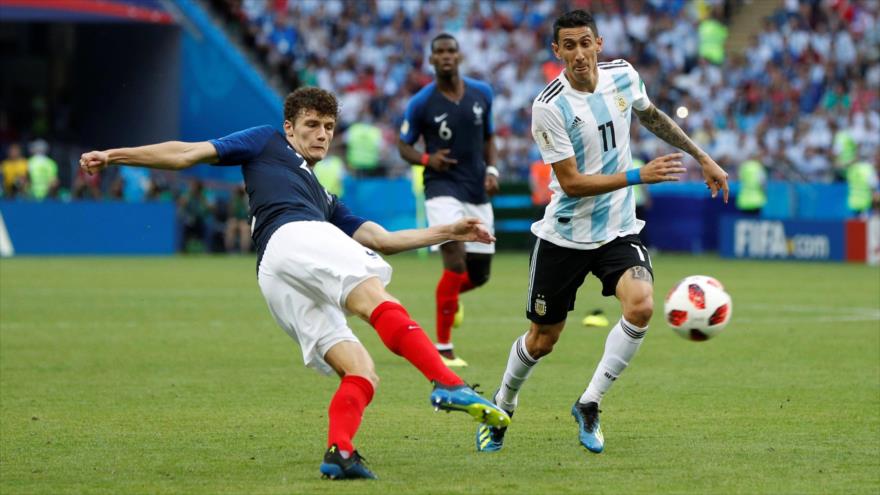 El momento en que el jugador francés Benjamin Pavard marcó el mejor gol de la Copa Mundial de Rusia ante Argentina, 30 de junio de 2018. Fuente: Reuters 