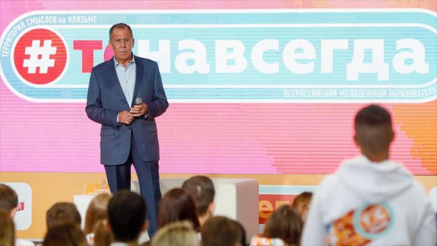 El ministro de Asuntos Exteriores de Rusia, Serguéi Lavrov, en un foro juvenil en la región rusa de Vladímir (oeste), 30 de julio de 2018.