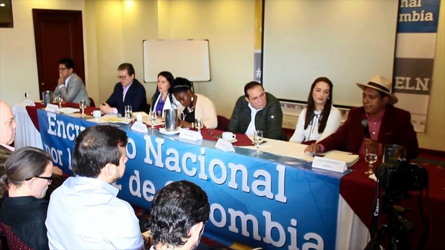 Colombianos realizan Encuentro Nacional por la Paz