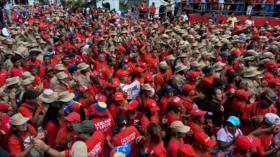 Venezolanos marchan en apoyo de Maduro tras fallido magnicidio