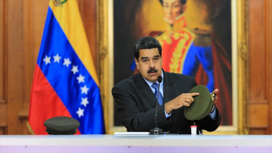 El presidente venezolano, Nicolás Maduro, habla durante un acto en el palacio de Miraflores en Caracas, 7 de agosto de 2018. (Foto: AFP)