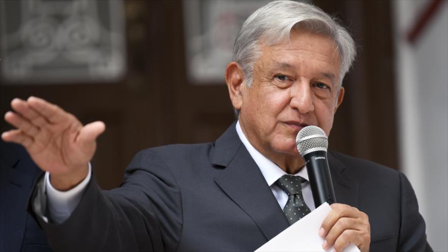 López Obrador anuncia planes contra corrupción y avivar bienestar