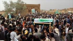 Se celebra funeral de escolares yemeníes muertos en ataque saudí