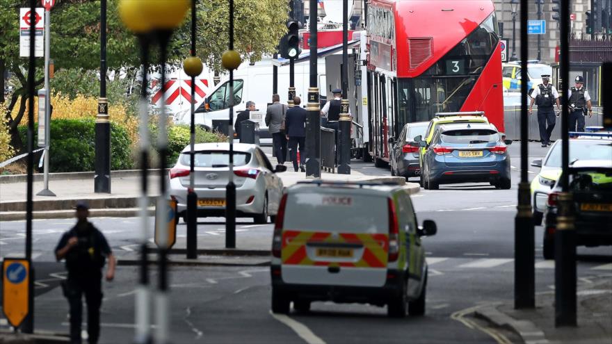 Atropello frente al Parlamento británico deja varios heridos