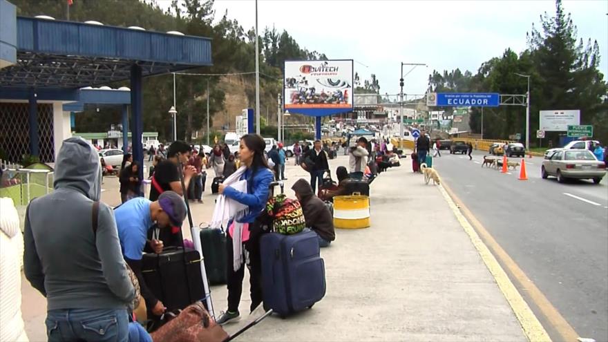 Ecuador exigirá pasaporte a venezolanos para ingresar a su suelo