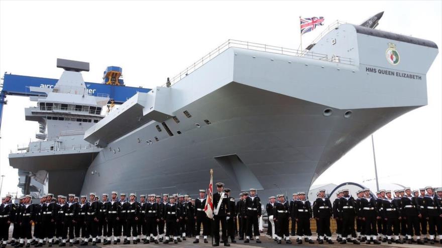 El portaviones HMS Queen Elizabeth de la Marina Real del Reino Unido.
