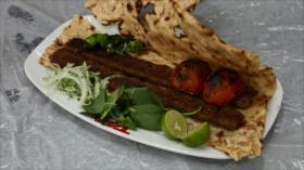 Irán: 1- Los platos típicos de Golpayegan 2- La aldea de Kandovan 3- La cascada de Kharbozan y la cueva de los murciélagos 4- Los nómadas Qashqai