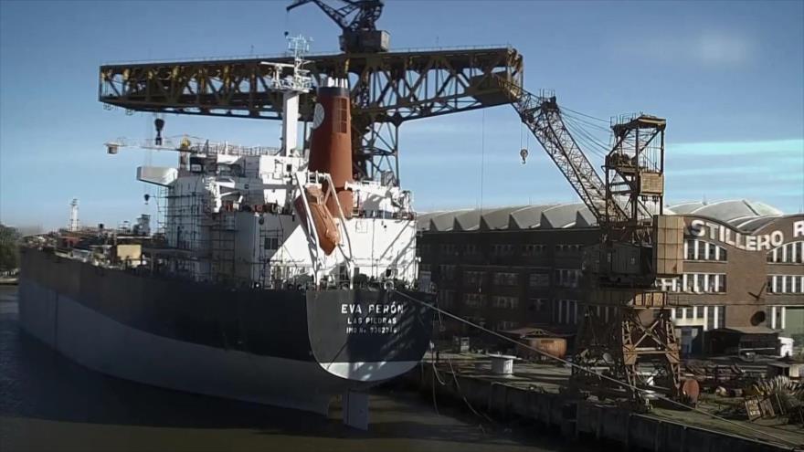 Macri intenta desmantelar la industria naval argentina