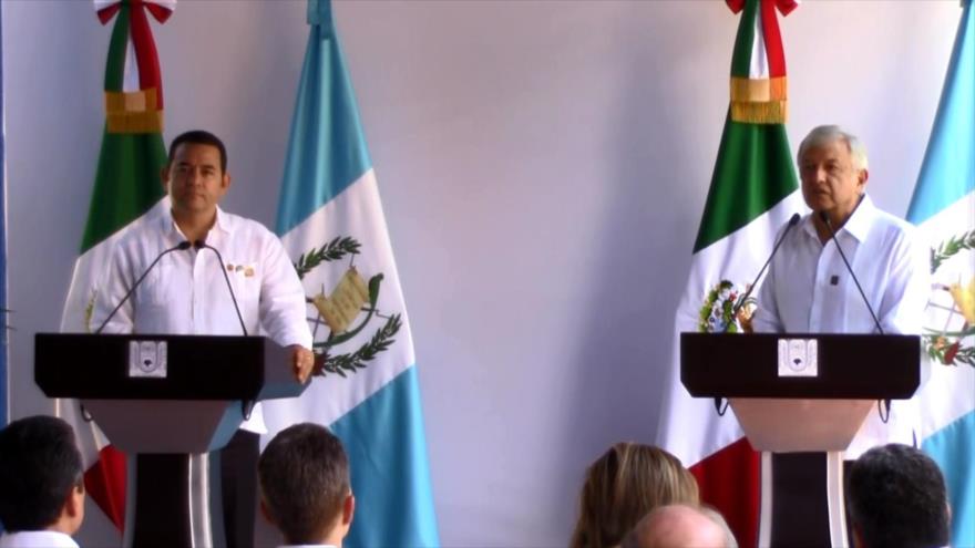México y Guatemala acuerdan evitar militarización de fronteras 