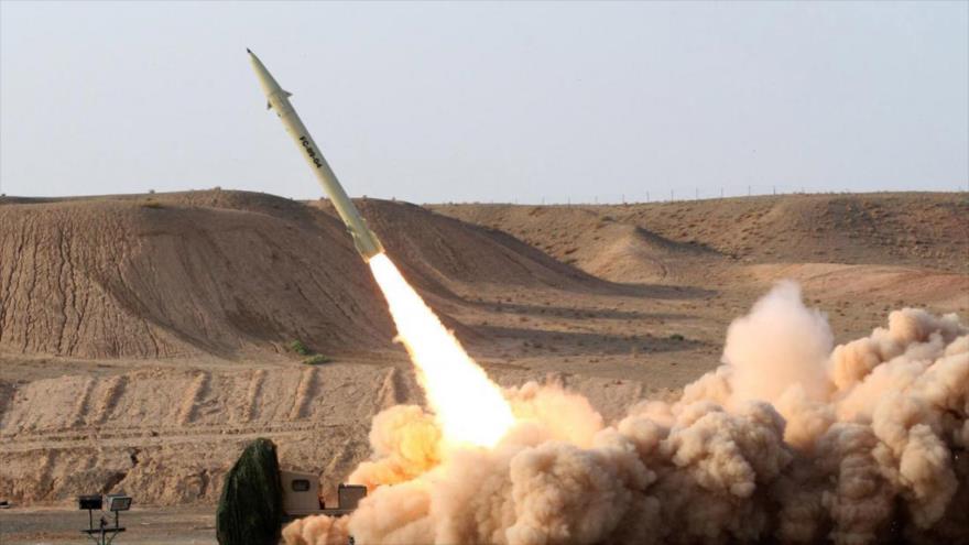 Irán prueba el misil Fateh (NP-110), fabricado y diseñado por los expertos persas.
