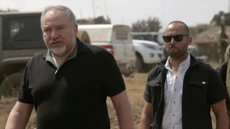 El ministro israelí de asuntos militares, Avigdor Lieberman, en los ocupados altos del Golán, 7 de agosto de 2018. (Foto: AFP)