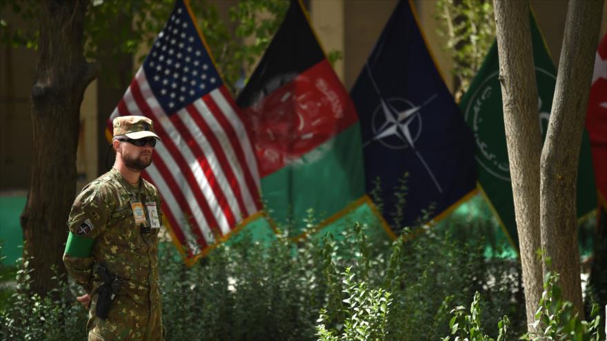 Un militar estadounidense durante una ceremonia de cambio de mando en el cuartel Resolute Support, en Kabul, 2 de septiembre de 2018. (Foto: AFP)