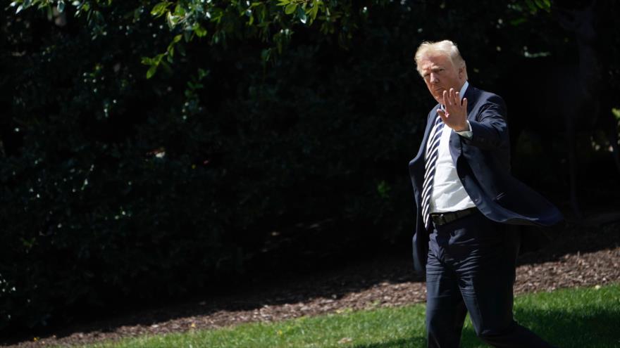 El presidente de EE.UU., Donald Trump, en la parte sureña de la Casa Blanca, Washington, 31 de agosto de 2018. (Fuente: AFP)