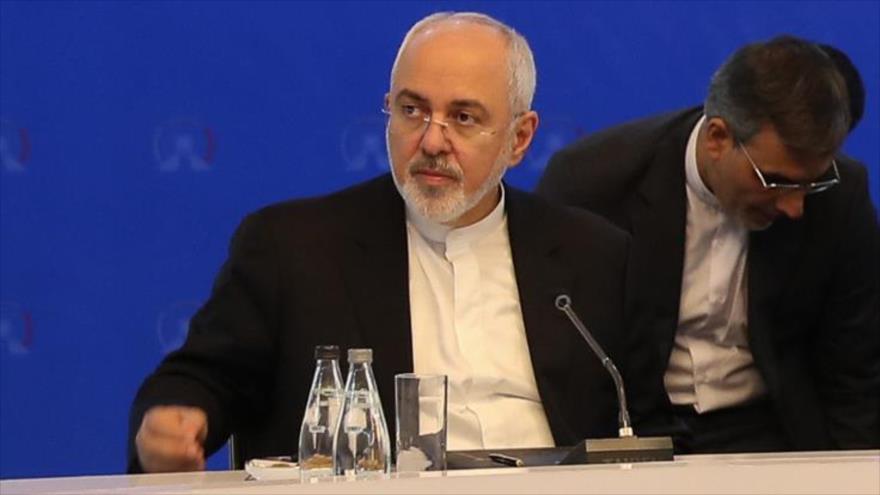 El canciller iraní, Mohamad Yavad Zarif, durante la cumbre trilateral de Irán, Rusia y Turquía en Teherán, 7 de septiembre de 2018. (Foto: AFP)