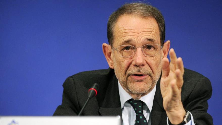 El ex alto representante de la Política Exterior de la Unión Europea (UE), Javier Solana, en una rueda de prensa,
