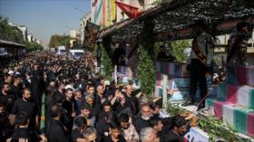 Miles de iraníes se despiden de 135 mártires de la Defensa Sagrada
