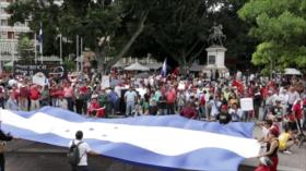 Reprimen con gas lacrimógeno marcha opositora en Honduras