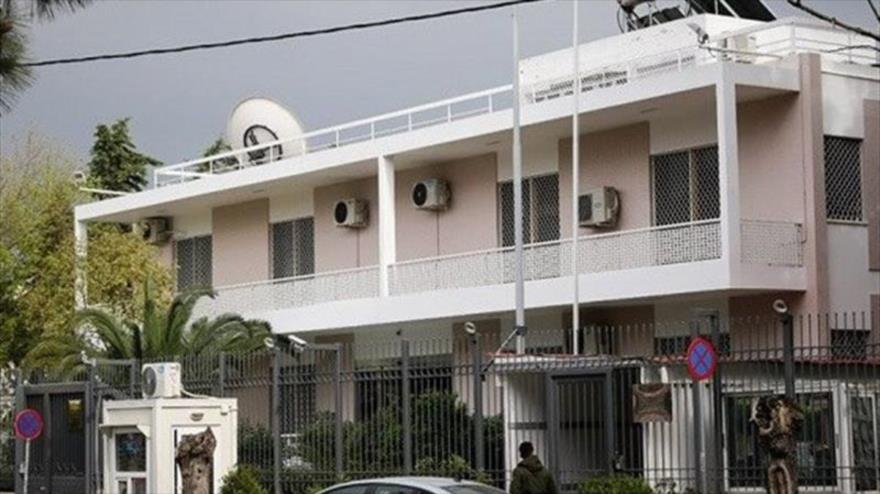 Vídeo: Grupo anarquista ataca embajada de Irán en Grecia