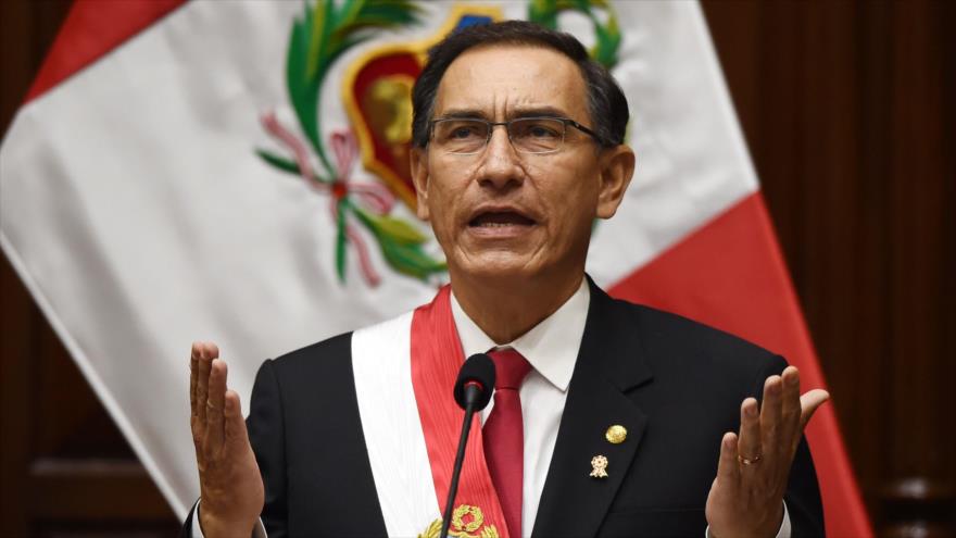 El presidente, Martín Vizcarra, pronuncia un discurso en el Parlamento, 28 de julio de 2018. (Foto: AFP)
