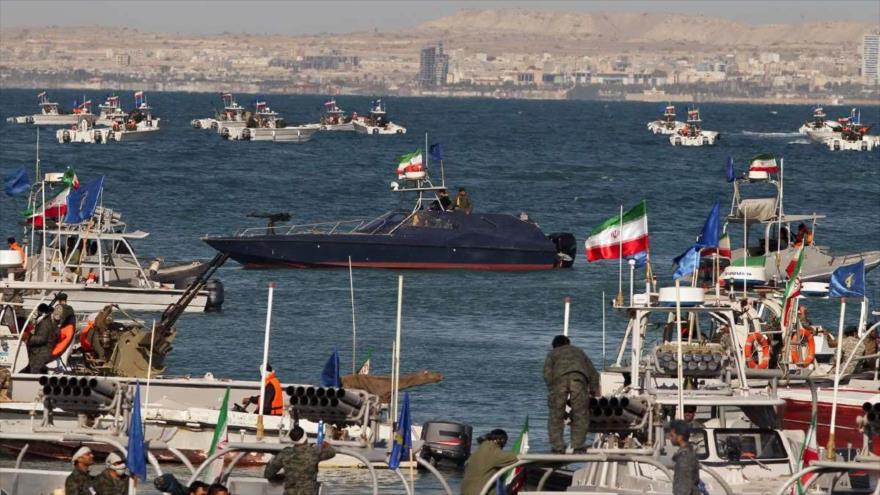 Una maniobra del Cuerpo de Guardianes de la Revolución Islámica de Irán en el estrecho de Ormuz, en el sur de Irán.