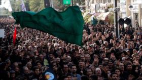 Millones de iraníes rememoran Tasua en todo el país