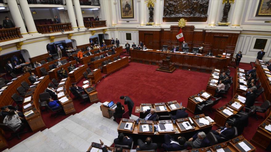 Una sesión del Congreso de Perú para aprobar el referéndum, 19 de septiembre de 2018