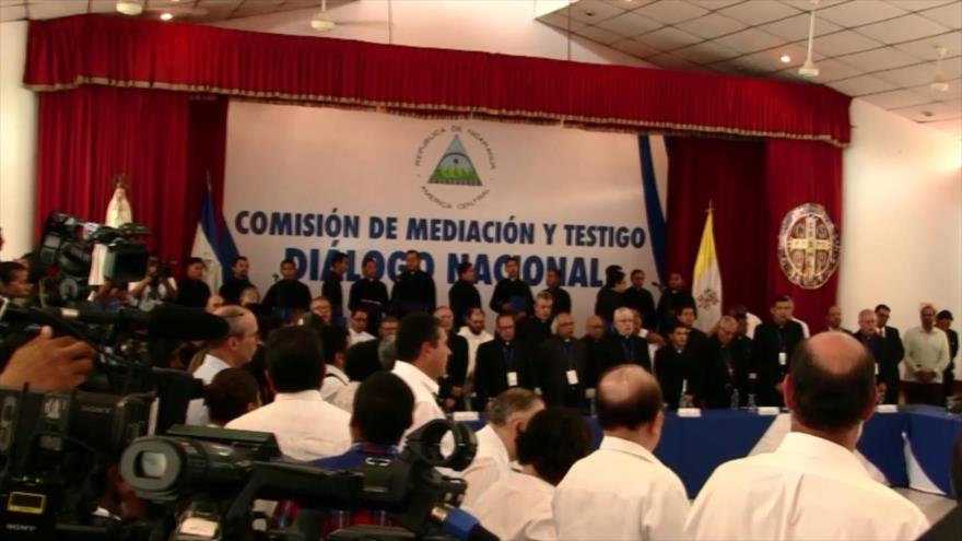 Ortega califica de golpistas a obispos católicos