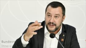 Italia declara la guerra a las oenegés que ayudan a refugiados
