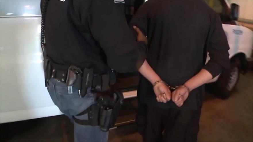 ICE arresta a custodios de niños separados en EEUU