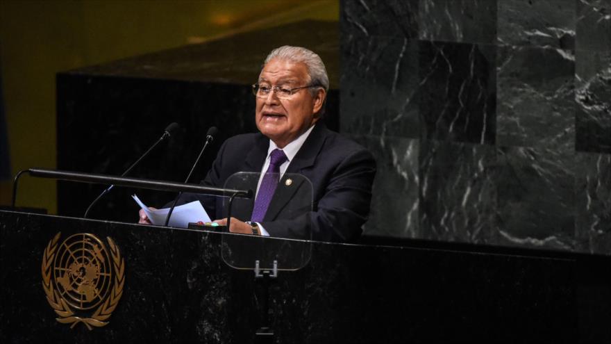 El Salvador pide cesar el “cerco económico” contra Venezuela