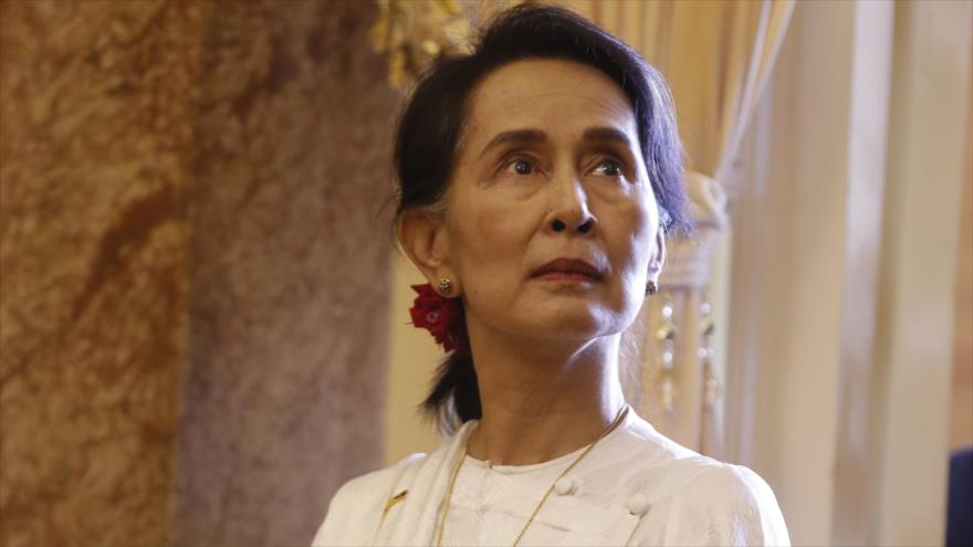 La líder de facto de Myanmar (Birmania), Aung San Suu Kyi, durante un acto en Hanói, capital de Vietnam, 12 de septiembre de 2018. (Foto: AFP)