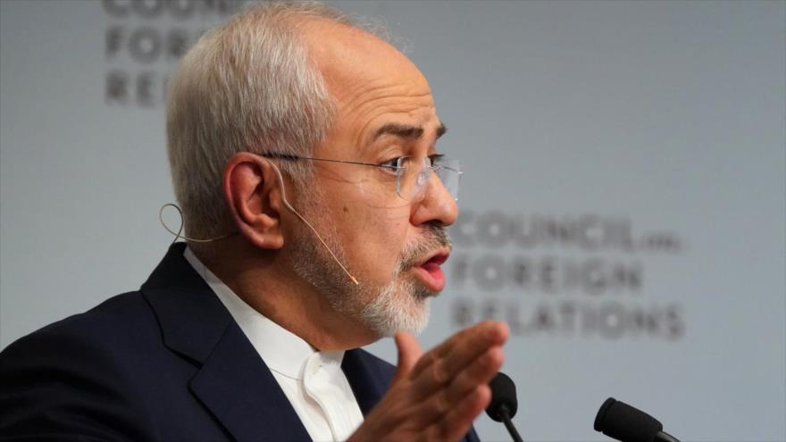 El canciller iraní, Mohamad Yavad Zarif, da un discurso en Nueva York (EE.UU.), 23 de abril de 2018. (Foto: AFP)