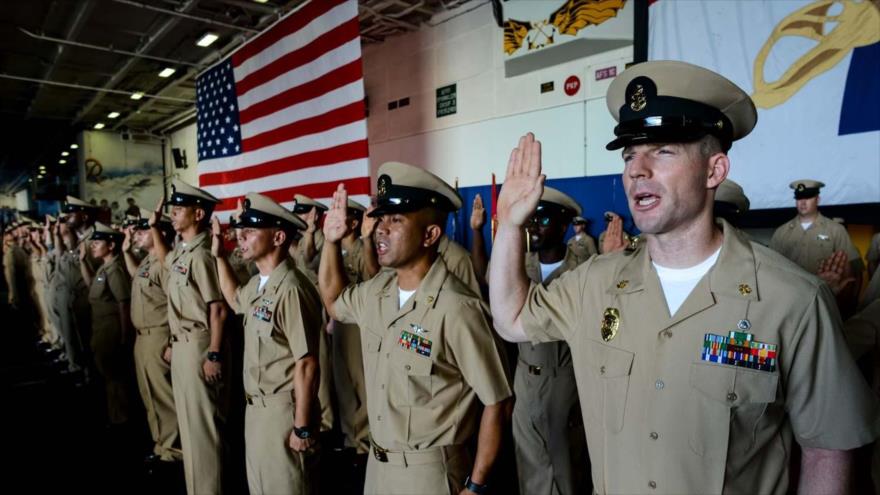 Oficiales de la Marina de EE.UU.
