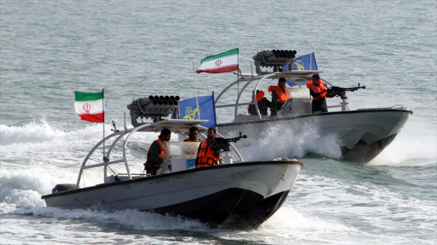 Cuerpo de Guardianes iza bandera iraní en destructor francés