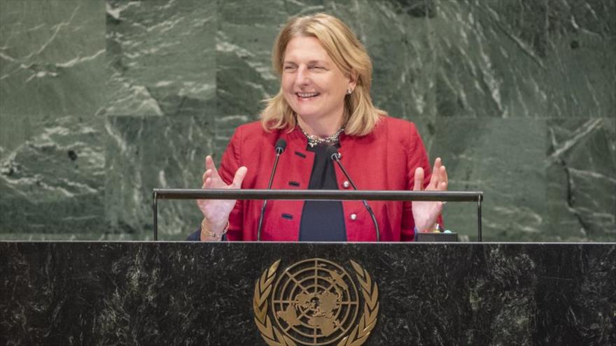 
La ministra de Asuntos Exteriores de Austria, Karin Kneissl, durante su discurso en la ONU, 29 de septiembre de 2018.
