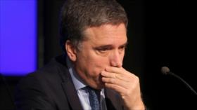 Gobierno de Macri admite que Argentina va a seguir en recesión