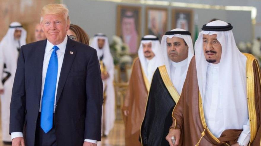 El presidente de Estados Unidos, Donald Trump, junto al rey de Arabia Saudí, Salman bin Abdulaziz Al Saud, 20 de mayo de 2017.