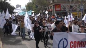 Profesores chilenos rechazan “arrogancia” del Gobierno de Piñera