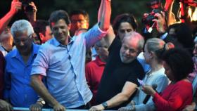 Lula pide a Brasil que ‘sin miedo de ser feliz’ vote por Haddad